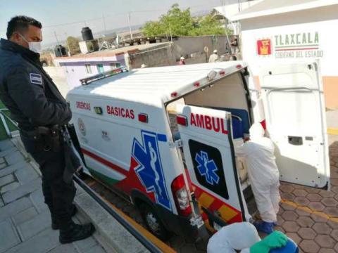 Realizan acciones de sanitización en la alcaldía de Atlangatepec