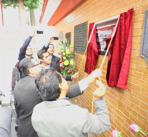 Reconocen estudiantes de la UAT al Dr. Serafín Ortiz Ortiz imagen 1