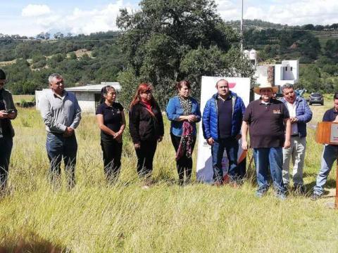 Alcalde entrega 441 ml de electrificación en las calles Carranza y la Joya imagen 4
