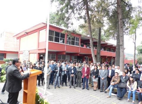 Reconocen estudiantes de la UAT al Dr. Serafín Ortiz Ortiz imagen 2