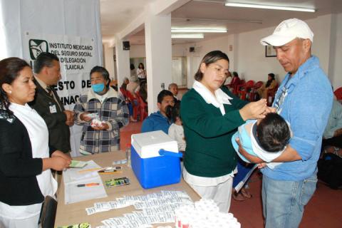 Promueve el DIF esquema de vacunación en menores de 5 años imagen 2
