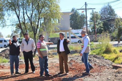 Zambrano Cervantes supervisa trabajos de obra del nuevo colector pluvial imagen 1