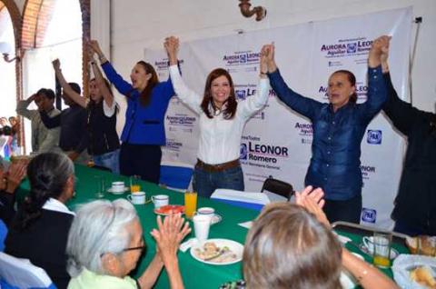 Van faldas Azules a la caza de mapaches