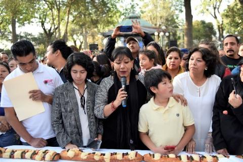 Festejan cientos de familias “Día de Reyes” en la capital del estado imagen 1