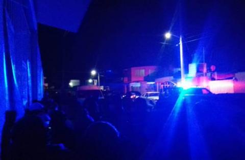 Amenazan colonos del centro de Apizaco con quemar boletas electorales