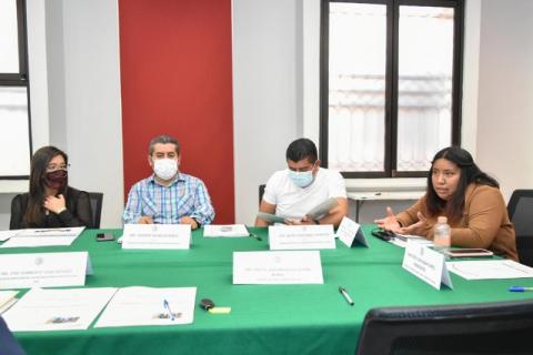 Se reúnen diputados y funcionarios para conocer programas de apoyo al campo