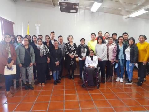 Capacita Movimiento de PcD a CEDH para la atención de personas con discapacidad