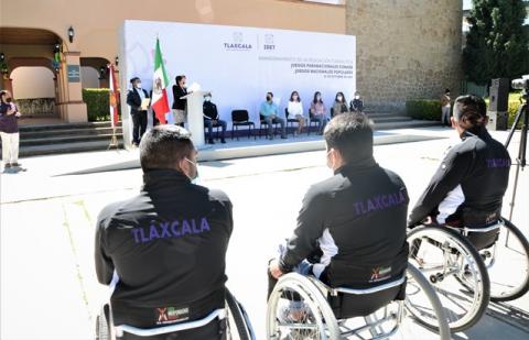Abanderan a delegación tlaxcalteca que participará en paranacionales