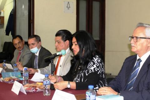 Presentan TSJE y Colegio de Abogados del Altiplano libro sobre Derecho Civil