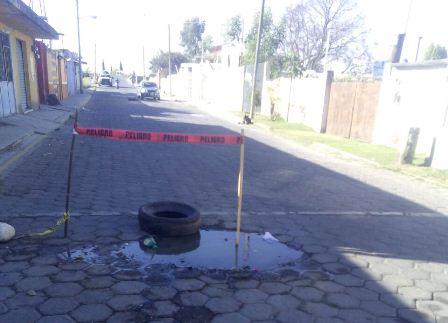 Se quejan vecinos por aguas negras en Zacatelco imagen 1