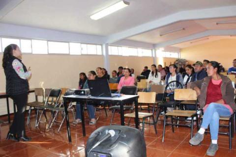 Diputada Michaelle Brito Vázquez, atiende dos instituciones educativas más de nivel primaria imagen 7