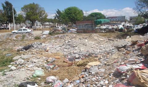 Limpian barrancas en Chiautempan y acumulan hasta ahora 5 ton. de escombros imagen 2