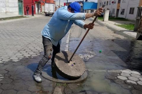 En Huamantla pide CAPAMH no tirar desechos para no afectar el funcionamiento del drenaje imagen 2
