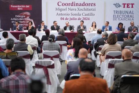 Presentan "Diálogos Jurisprudenciales en contexto de los Derechos Humanos"