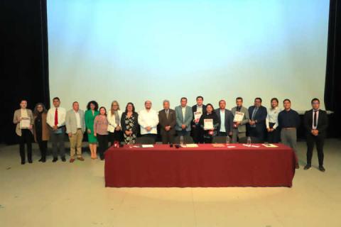 Presenta Ciencias de la Educación UATx su colección “Rutas Educativas Transdiciplinarias” imagen 2