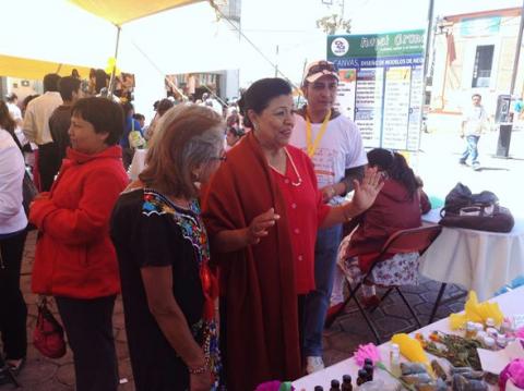 La Senadora Martha Palafox Gutiérrez conmemora el Día de la Mujer en Tetla imagen 1