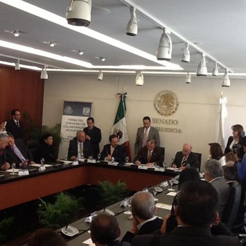 Firman convenio de colaboracion el Senado de la República y la UNAM imagen 1