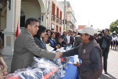 Apoya H. Ayuntamiento de Calpulalpan con medicamentos a personas vulnerables imagen 4