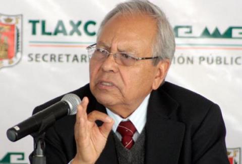 Secretario particular de Munive intimida a profesores