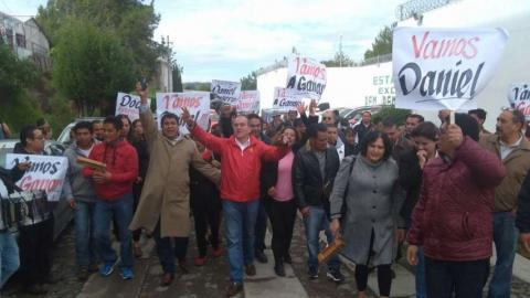 Daniel Romero muestra músculo, Blanca Águila tiembla imagen 1