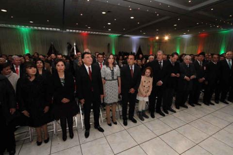 Informe de Mariano sólo para “cuates” imagen 12