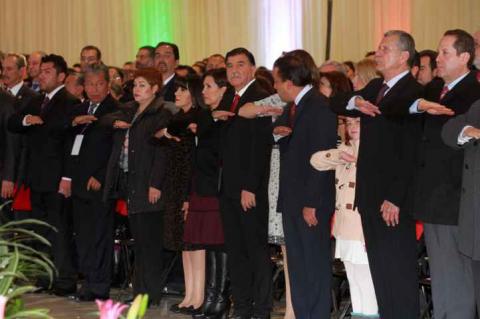 Informe de Mariano sólo para “cuates” imagen 18