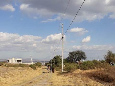 Gobierno de Ixtenco amplía el alumbrado público en calles imagen 3