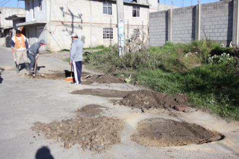 Más de 800 metros cuadrados de bacheo en Chiautempan imagen 1