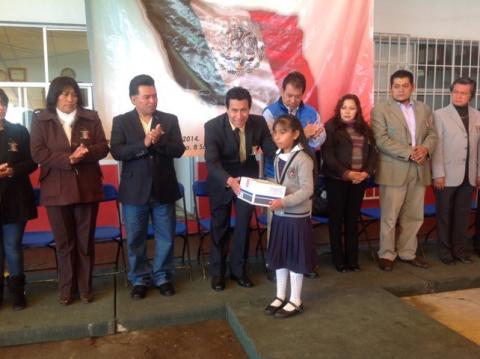Segunda entrega de estímulos a la educación benefician a 400 niños chiautempenses imagen 1