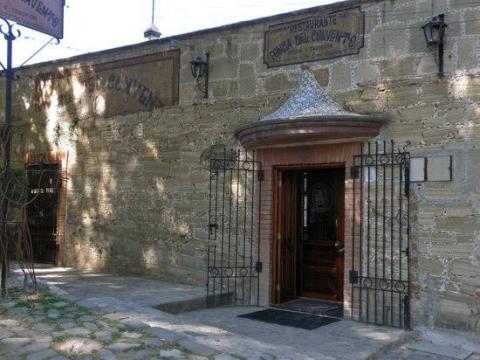 Comando armado asalta restaurante en el centro de Tlaxcala
