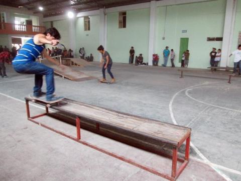 Apoya ayuntamiento de Tetlanohcan convivencia Skate imagen 3
