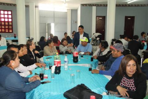 Alcalde reconoce la labor de los Maestros en la formación de profesionistas imagen 1