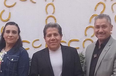 Dicen trabajadores del COBAT que El Chompiras ya cayó en excesos, corrupción y abuso de poder
