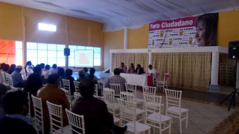 No jala gente Lorena Cuéllar a su foro ciudadano en Zacatelco imagen 1