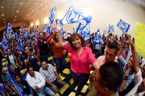 Jóvenes del PRI y PAN se suman a Lorena Cuéllar imagen 1