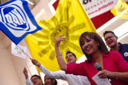 Jóvenes del PRI y PAN se suman a Lorena Cuéllar imagen 3
