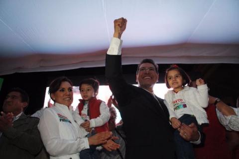 Gana Marco Mena el debate del ITE