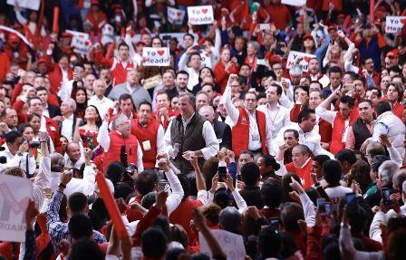 Acompañó Marco Mena a Meade en su cierre de precampaña imagen 3