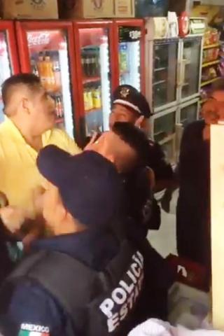 Policías protegían a sus chavos delincuentes de linchamiento
