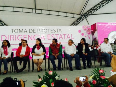 Junior se placea en evento de ONMPRI