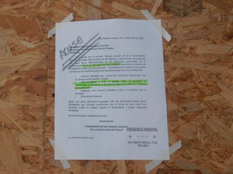 Toman alcaldía de Texoloc en protesta por destrucción de quiosco imagen 3