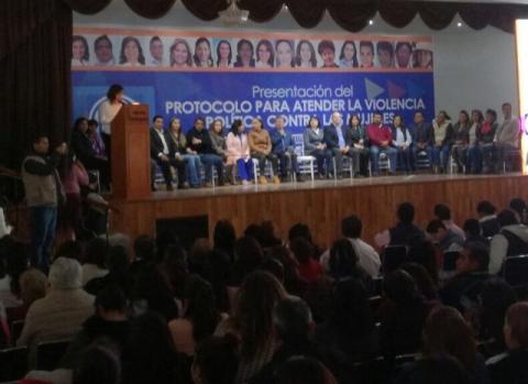 Presentan PAN protocolo para defender derechos políticos de mujeres