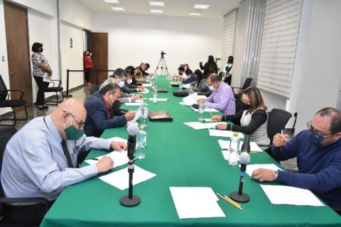 Transparente proceso de evaluación de aspirantes del SAET