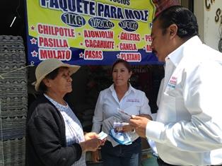 Francisco Román sigue en contacto con electores imagen 1