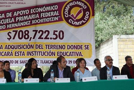 Ayuntamiento entrega recursos para comprar terreno de primaria imagen 1