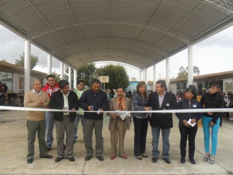Inauguran Carlos Luna Vázquez y Edilberto Algredo Jaramillo dos techumbres en Amaxac imagen 4