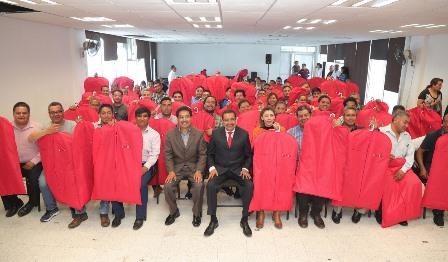 Sepe entrega uniformes a agrupaciones musicales imagen 1