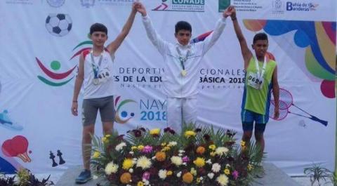 Reconocen triunfo de estudiante tlaxcalteca en juegos nacionales