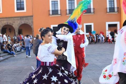 Triunfa el Carnaval de Chiautempan en su gira por Puebla imagen 12