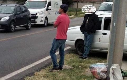 Sujeto de 27 años se priva de la vida con su propio cinturón, en Coaxomulco
